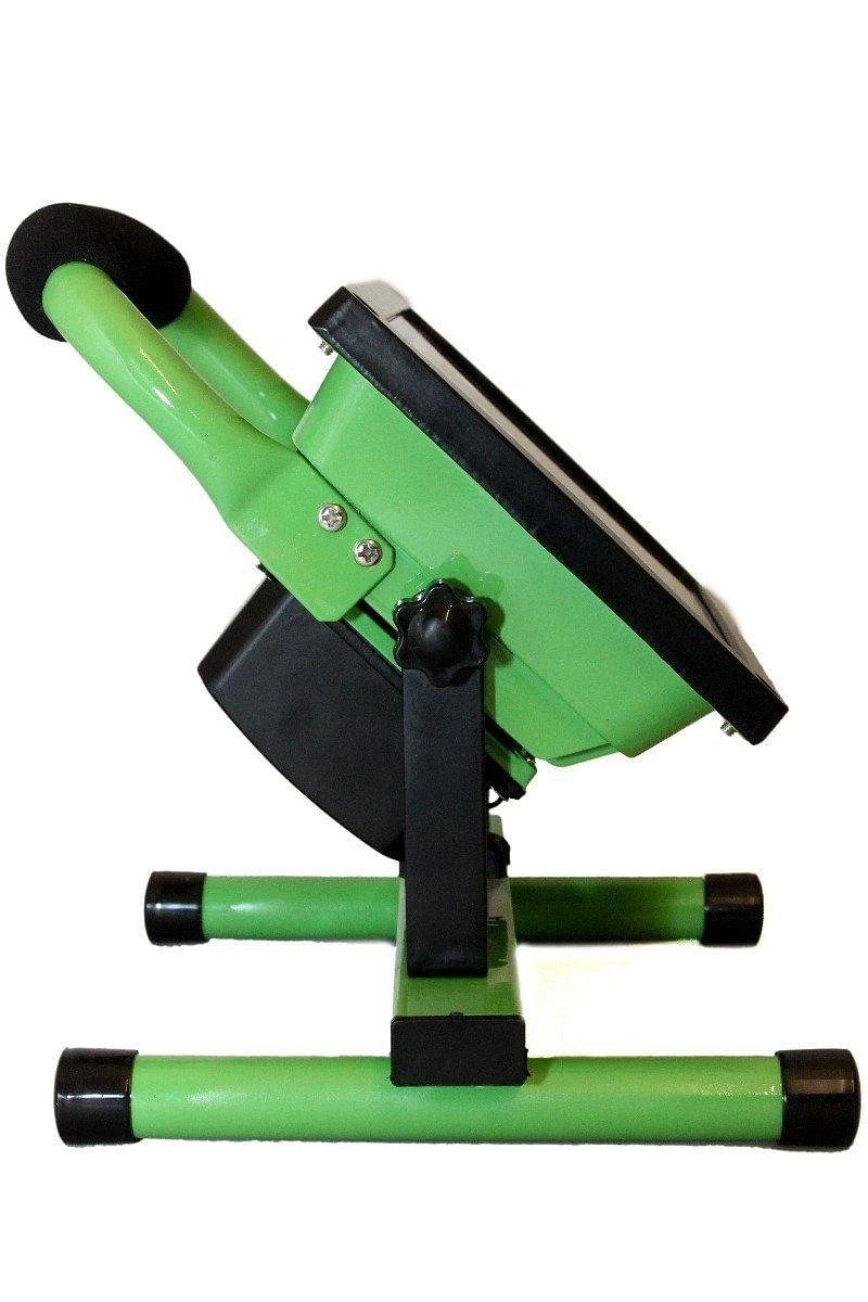 Clulite FL16 20W Cordless LED Rechargeable Floodlight - Image 2