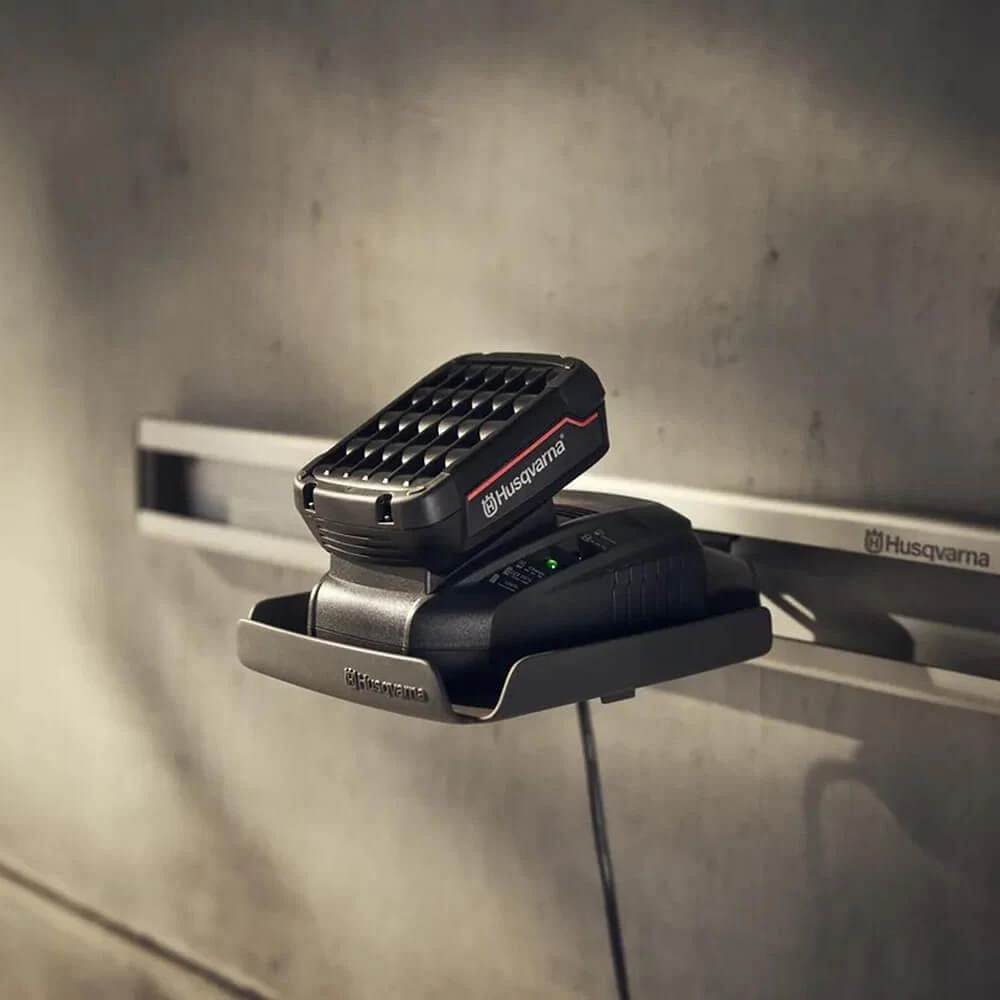 Husqvarna Aspire P4A 18-B72 18V 4Ah Battery - Image 3