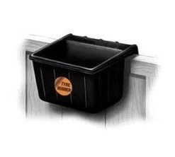 Rubber Hanging Portable Manger 15L