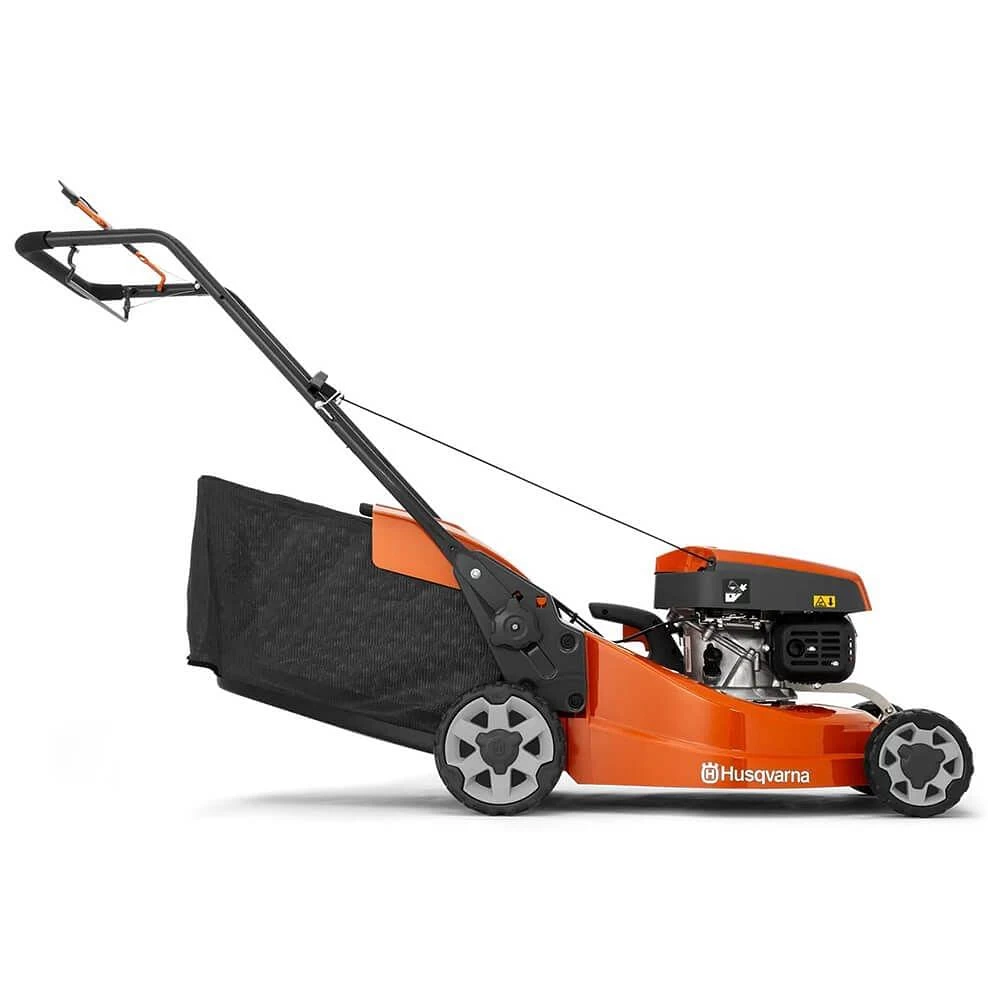Husqvarna LC 247S Petrol Lawn Mower - Image 2