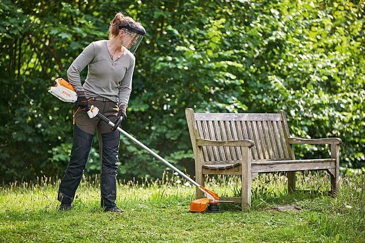 STIHL FSA 86 R Battery Cordless Brushcutter - Image 2